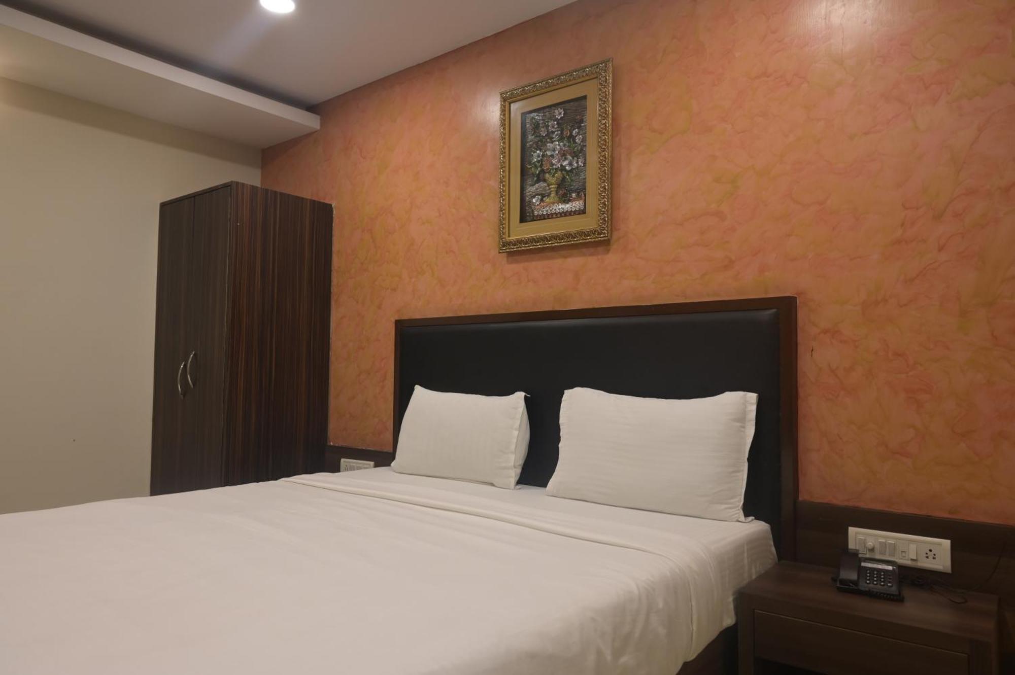The Wave International Resort Bundu Esterno foto